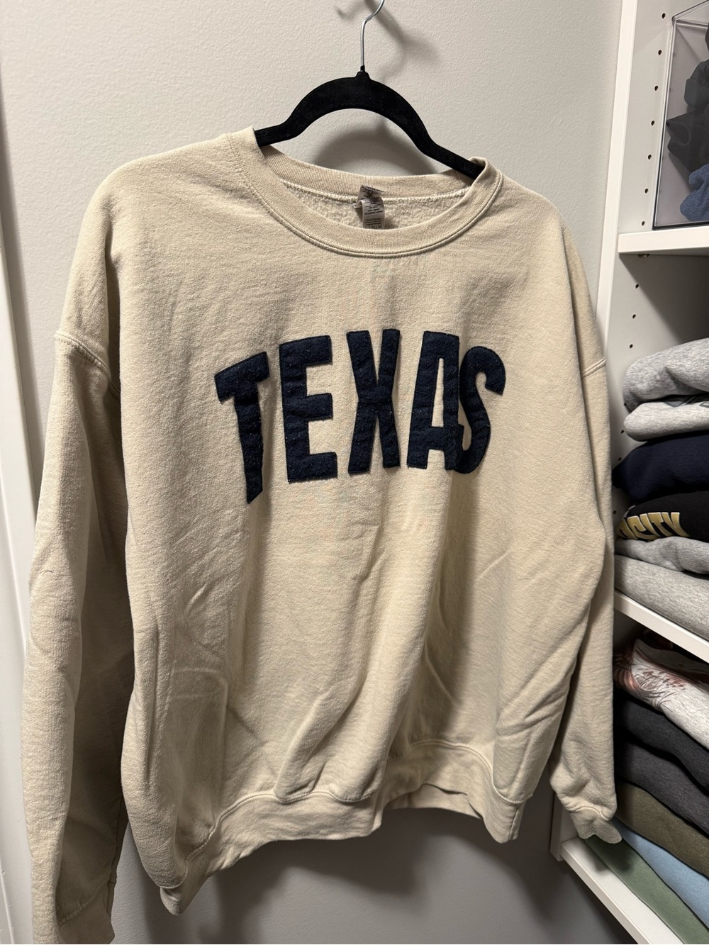 Texas Appliqué Crewneck Sweatshirt - Cream with Navy Lettering